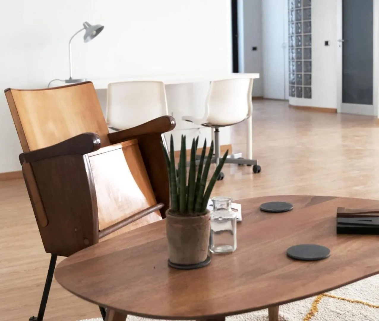Comecasa Bright Terraced Apartment In Porta Romana Vicino Clinica Mangiagalli Milan